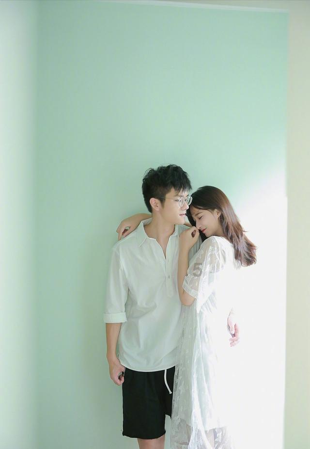 物商公司团委组织“青春电影之夜”观影活动